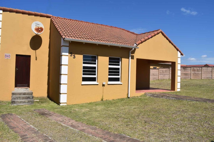2 Bedroom Property for Sale in Beacon Bay Eastern Cape